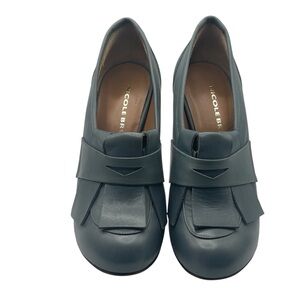 Nicole Brundage Winter 09 Dusty Blue-Gray Pumps Italy 36 US 6 Dark Academia